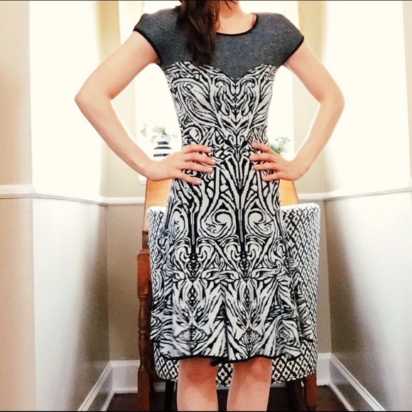 NWOT Gorgeous Max Studio Dress - Picture 3 of 10